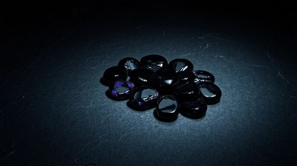 Découvrez les bienfaits de l’obsidienne noire pour votre protection